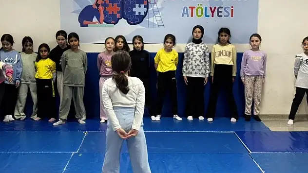 Bozkır İlçe Gençlik Merkezi öğrencilerin gelişimine katkı sağlıyor