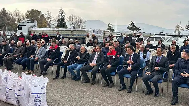 Konya Beyşehir'de üreticilere kırmızı mercimek tohumu desteği