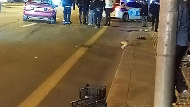 Karşıdan karşıya geçerken aracın çarptığı yaya yaralandı
