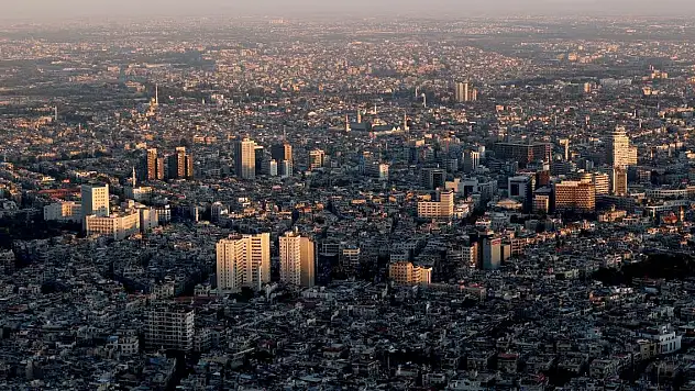 ABD yönetimi, Suriye'ye yönelik Sezar Yasası kapsamındaki yaptırımları 6 ay askıya aldı