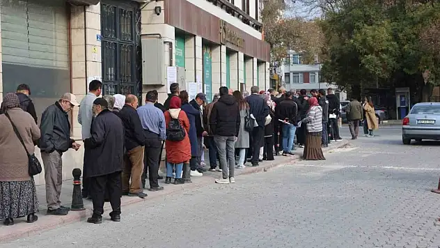 Konya'da 'Yüzyılın Konut Projesi'ne müracaat yoğunluğu