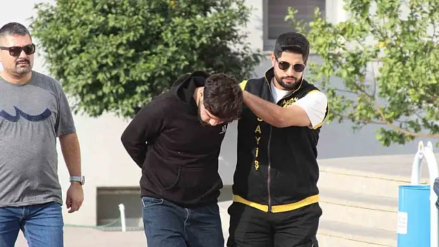 Parkta bıçaklandı, intikamını ertesi gün silahla aldı