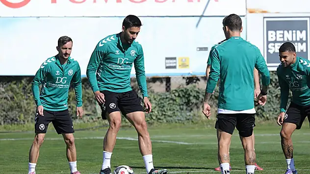 Konyaspor'da izin bitti, gözler Antalyaspor maçında