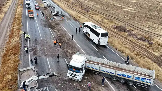 Aynı yolda 2 kaza: 1 ölü