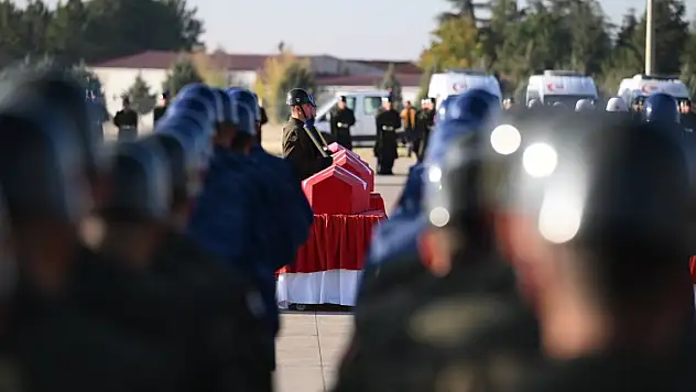 Cumhurbaşkanı Erdoğan'dan şehit ailelerine başsağlığı mesajı