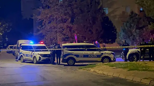 Boşanma aşamasındaki eşini bıçaklayarak öldüren koca, tutuklandı