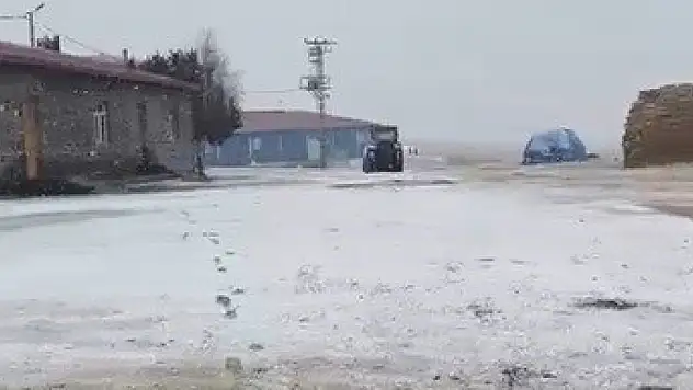 Yüksek kesimlere kar yağdı