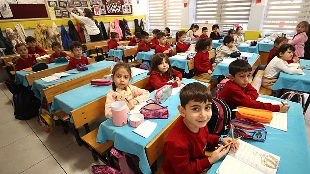 Ara tatil yarın sona eriyor