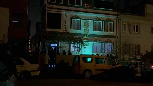 54 yaşındaki adam banyoda ölü bulundu