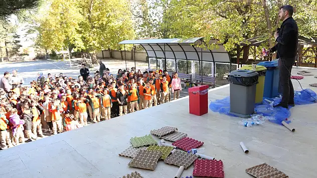 Konya'da en fazla geri dönüştürülebilir atığı toplayan okullara ödül verilecek