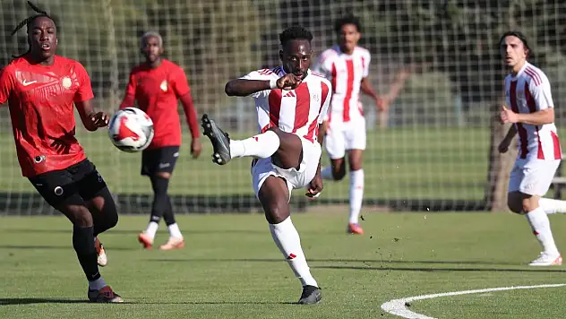 Konyaspor'un rakibi, kritik maç öncesi moral buldu