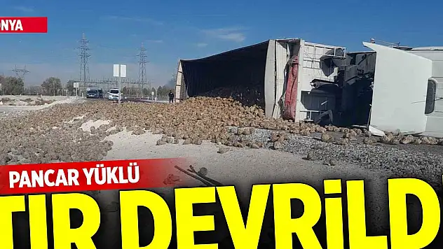 Konya'da pancar yüklü tır devrildi