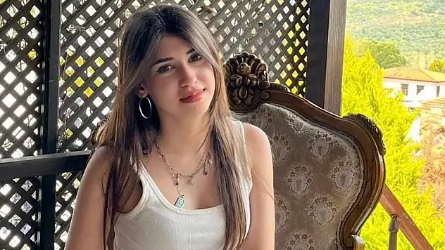 Takla atan araçtan fırlayan genç kız hayatını kaybetti