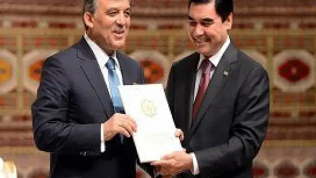 Cumhurbaşkanı Gül'e Devlet Nişanı