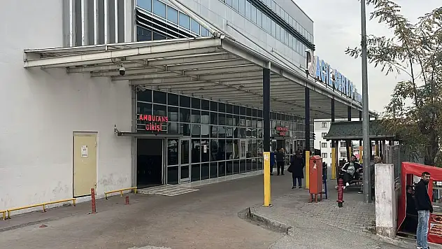 Okul kantininden tavuk yiyen 14 öğrenci hastanelik oldu