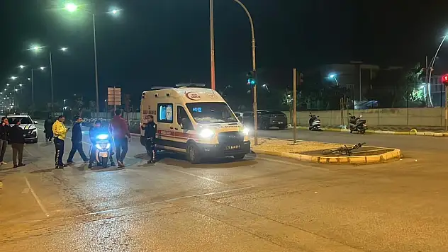 Otomobil bisiklete çarptı 1 ölü