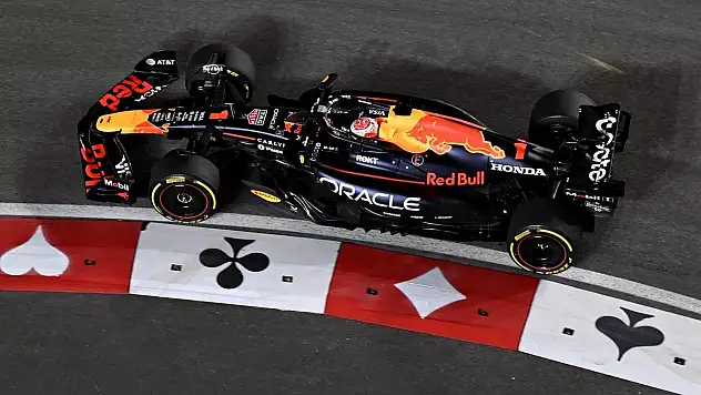 Las Vegas'ta kazanan Max Verstappen!