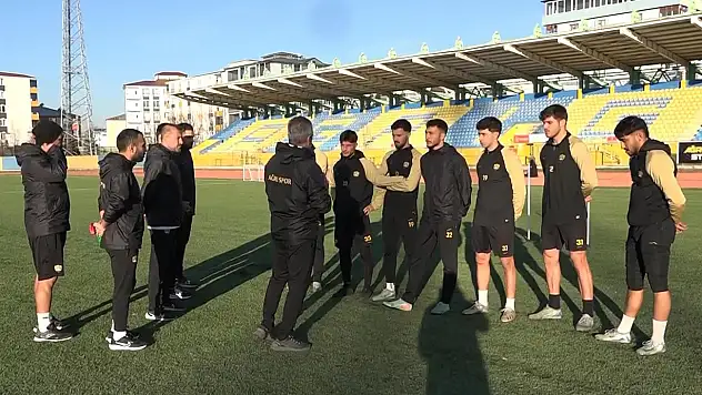 O takımda sadece 7 futbolcu kaldı!