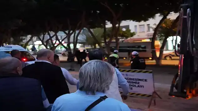 Geri manevra yapan kepçenin altında kalıp yaşamını yitirdi