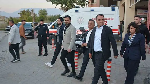 Okul servisi tankerle çarpıştı: 13'ü öğrenci 14 yaralı