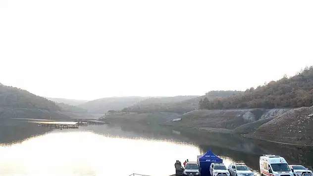 Balıkçılar barajda erkek cesedi buldu