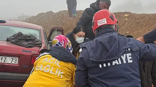 İki otomobil çarpıştı: 5 yaralı