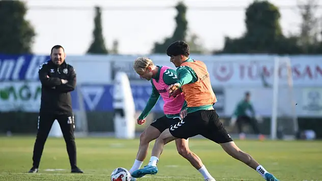 Konyaspor'un Trabzonspor mesaisi başladı