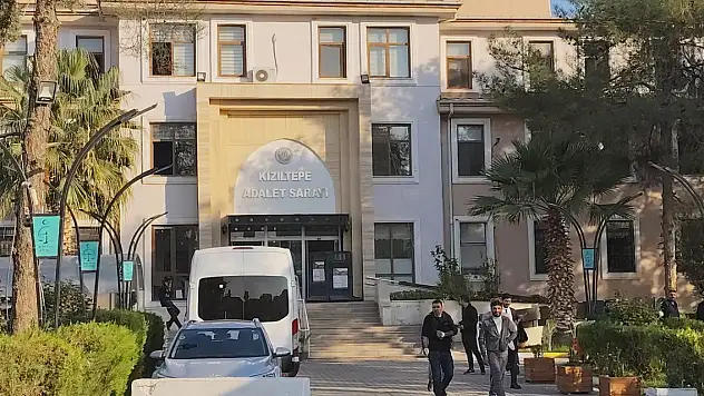 Üç kişilik ailenin ölü bulunması ile ilgili bir gözaltı daha