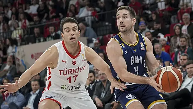 12 Dev Adam, Dünya Kupası Elemelerine moralli başladı