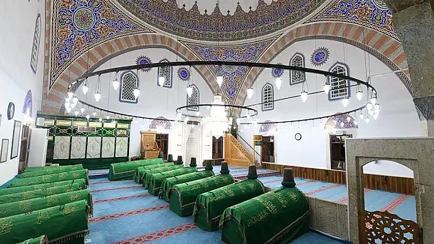 Mevlana'yı anma etkinlikleri Karaman'dan başlayacak