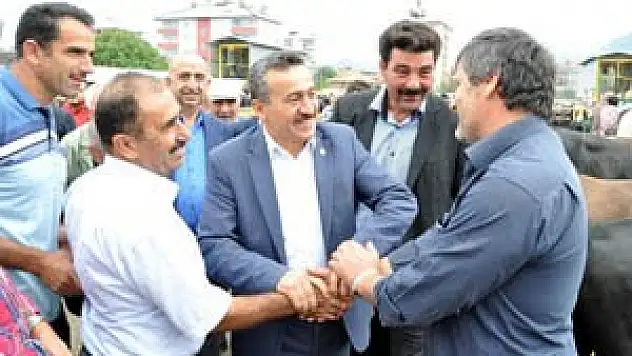 Başkan Tutal, hayvan pazarı açılışına katıldı
