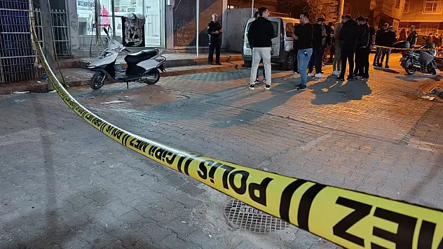 Berber dükkanında silahlı çatışma 3'ü ağır, 7 yaralı