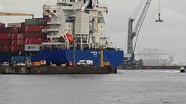 Tekne alabora oldu: 1 ölü, 1 yaralı