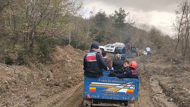 Şelaleleri gezmeye giden muhtar 30 metre yükseklikten düşerek yaralandı