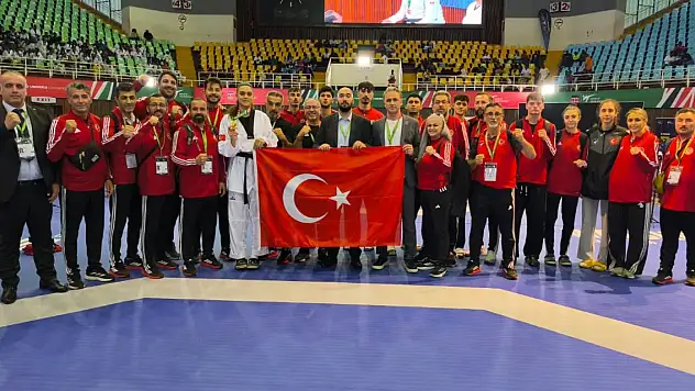 Milli Tekvandocu Begüm Kavukcuoğlu dünya şampiyonu