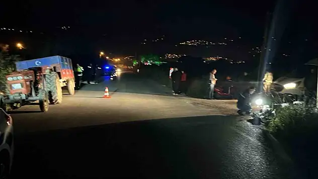 Motosiklet ile traktör çarpıştı: 1 ölü