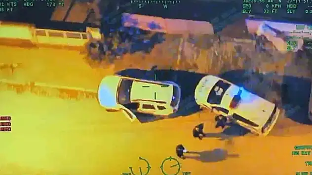 İzmir'de hava destekli polis operasyonu: 30 gözaltı