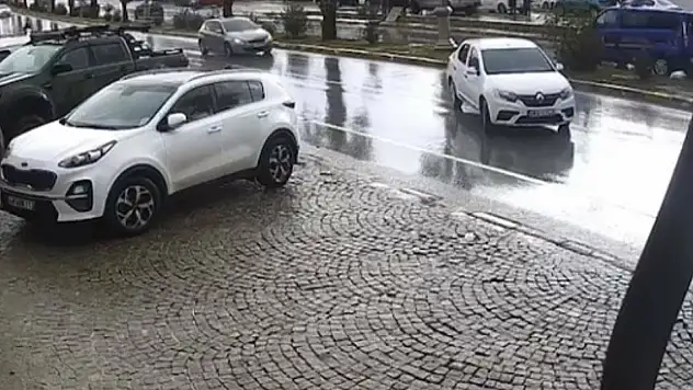 El frenini çekmeyi unutunca olanlar oldu