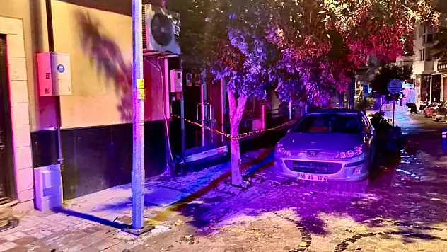 Sokakta başından vurulmuş halde bulunan genç hastanede öldü