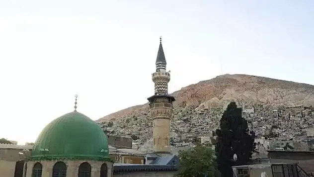 Suriye'deki Türk tarihi yeniden canlanıyor! Tarihi camiye Türk dokunuşu