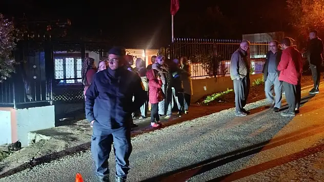 Yolun karşısına geçmek isterken otomobil çarptı