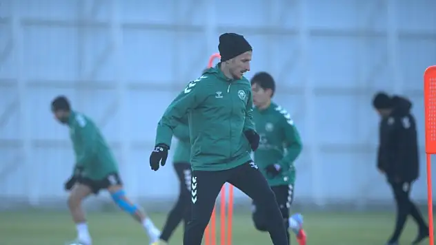 Konyaspor ara vermeden mesaiye başlıyor