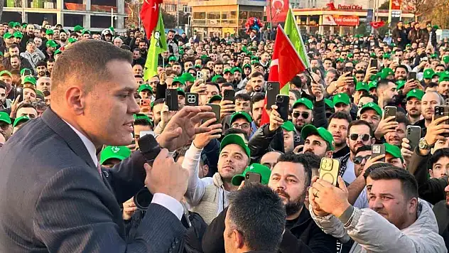 Taksiciler ve TAG arasında devam eden dava ertelendi