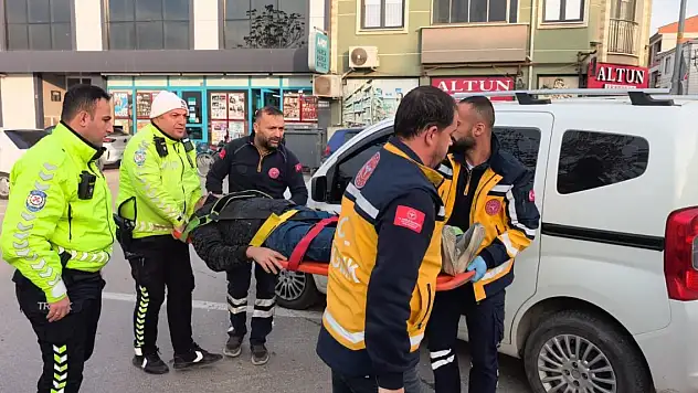 Muayene oldu, evine dönerken kazada yaralandı! Tekrar aynı hastaneye kaldırıldı