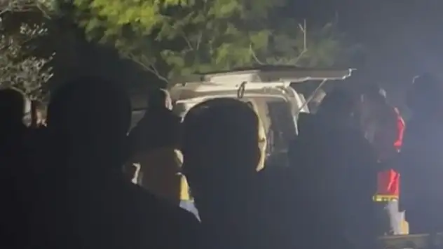 Cinayet mi yoksa intihar mı? Mezarlıkta park halindeki araçta iki genç ölü bulundu