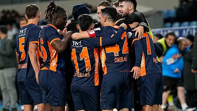 Başakşehir, Gaziantep FK'yi 5 golle geçti