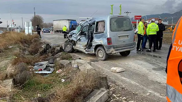 Anayola çıkarken facia yaşandı! Hayatını kaybetti