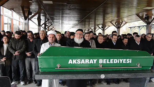 Motosiklet kazasında ölen liseli toprağa verildi