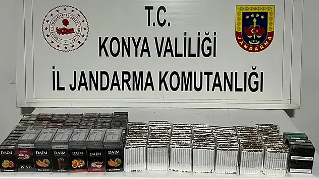 Akşehir'de kaçakçılık operasyonu... Araçtan ve iş yerinden onlarca paket çıktı!