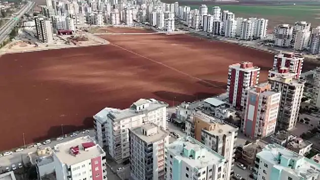 Apartmanlar arasında tarım yapmaya devam ediyor